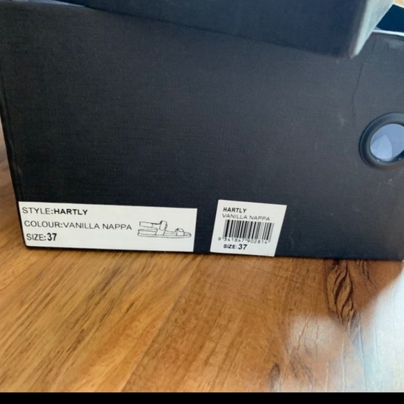 Dad leather  sandals by tony Bianco - Picture 3 of 4